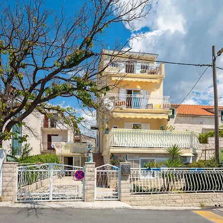 Vue Haus Am 度假居 斯普利特